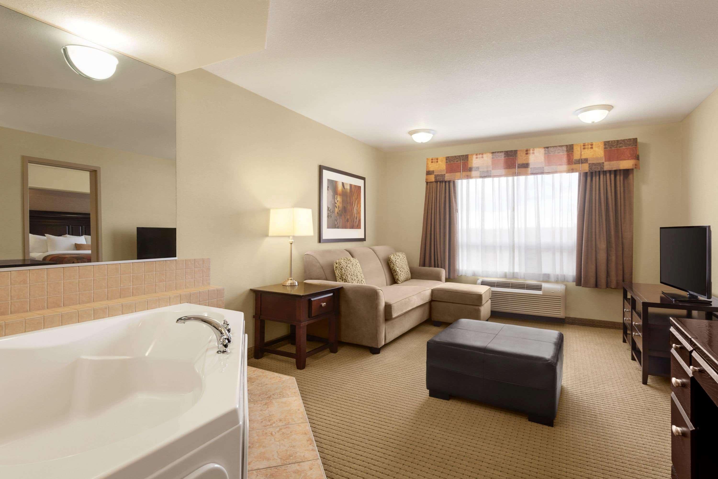 Ramada By Wyndham Drayton Valley מראה חיצוני תמונה