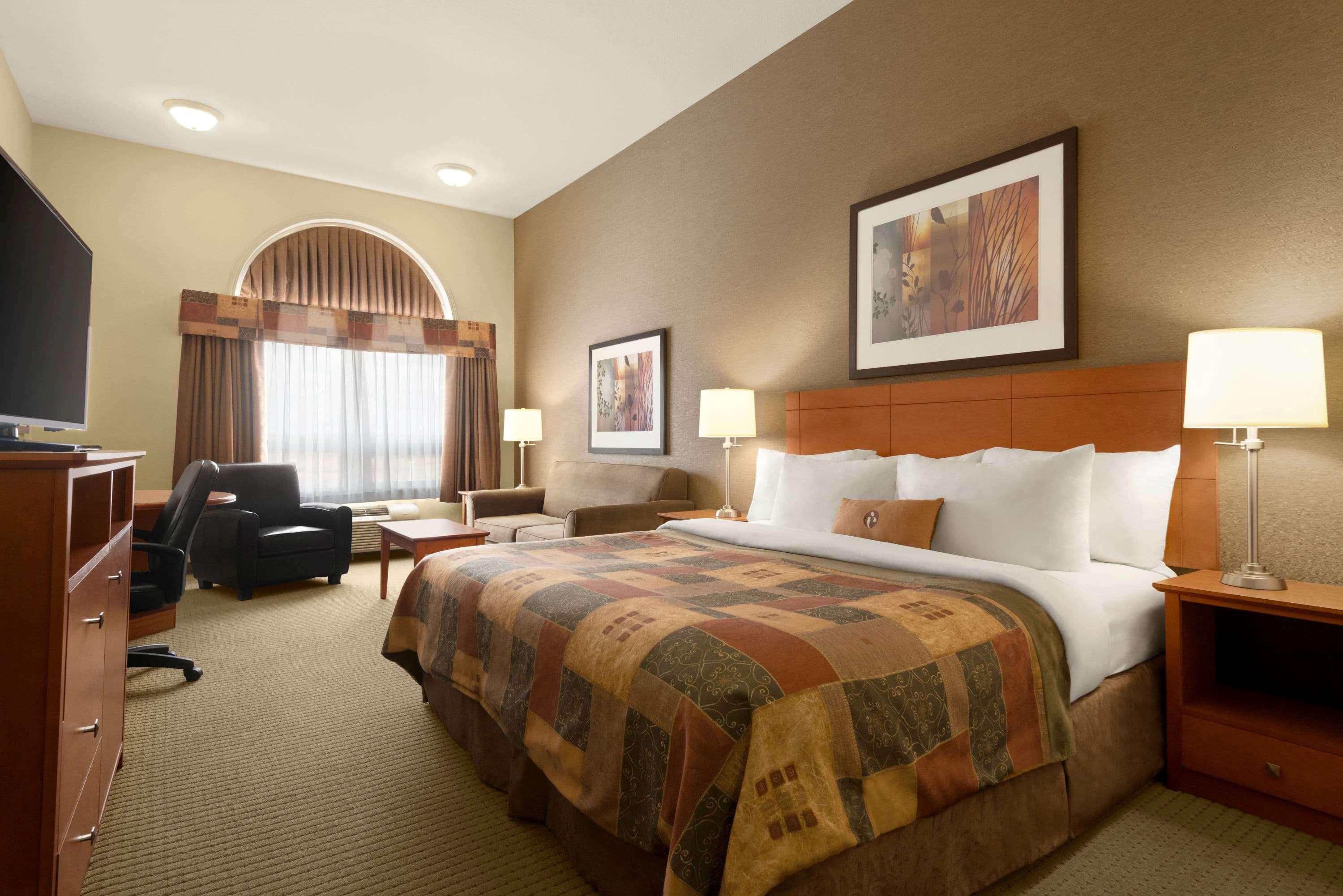 Ramada By Wyndham Drayton Valley מראה חיצוני תמונה