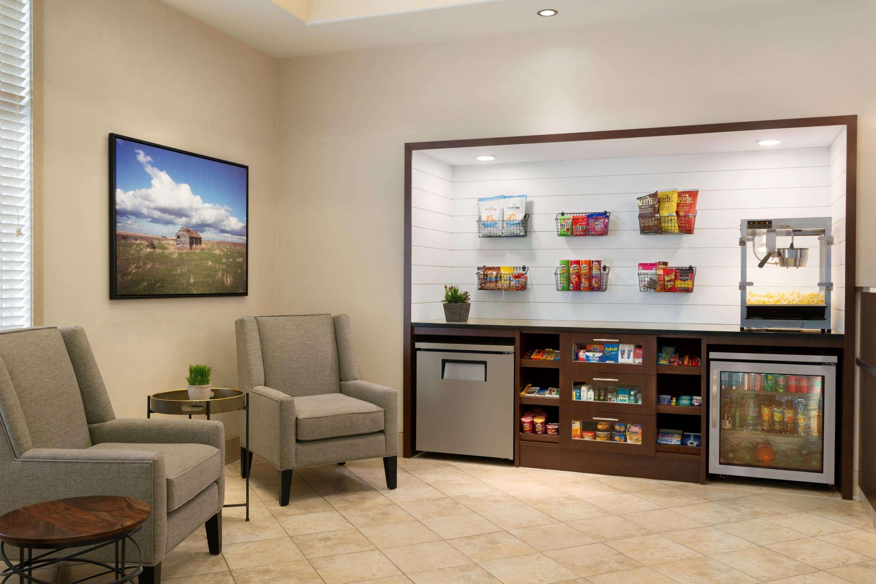 Ramada By Wyndham Drayton Valley מראה חיצוני תמונה