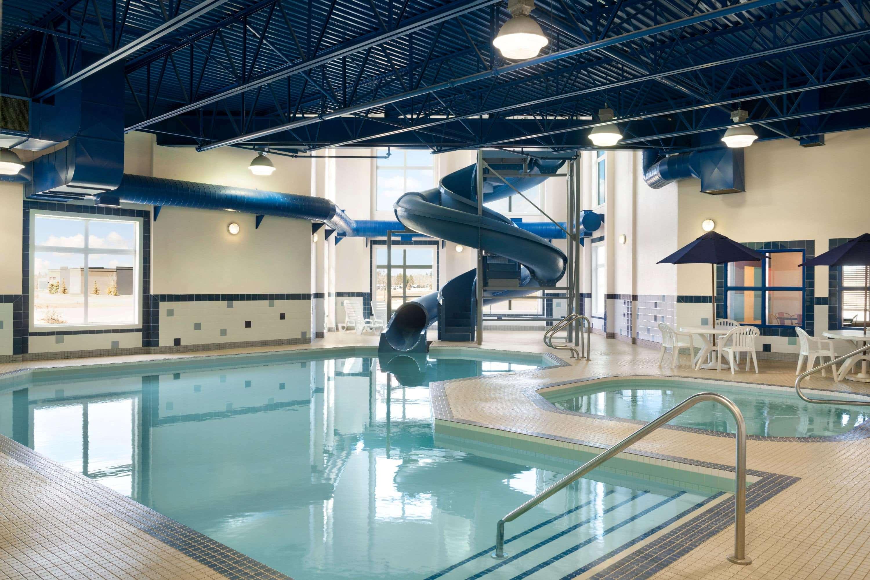 Ramada By Wyndham Drayton Valley מראה חיצוני תמונה
